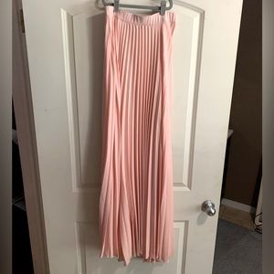 Pink pleated maxi skirt